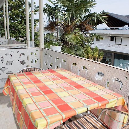 Ronzi Apartments Kamena Vourla Exterior foto