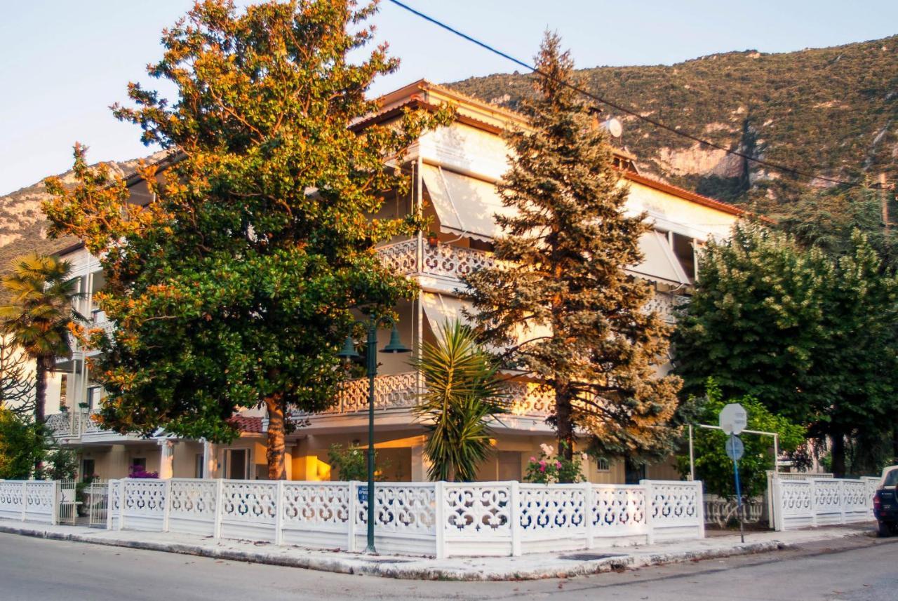 Ronzi Apartments Kamena Vourla Exterior foto